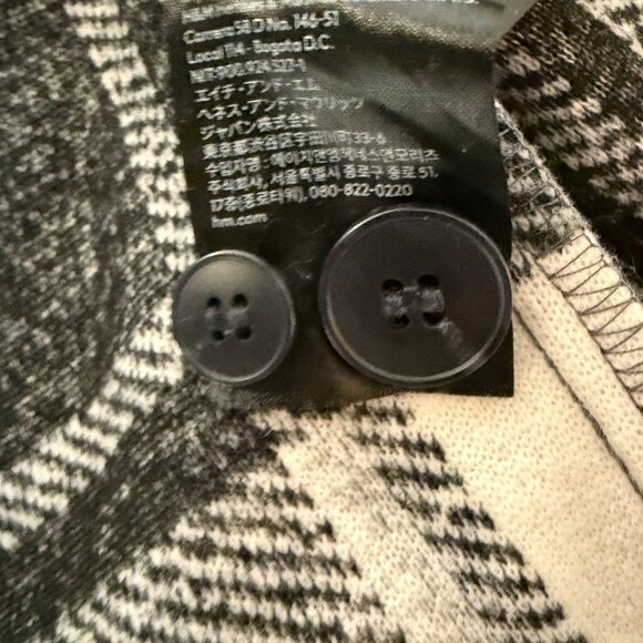 H&M Flannel Button Up Jacket Mens Size S Long Sleeve Front Pocket Black White - Picture 5 of 8